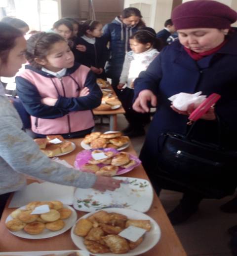 «Жаныңда жүр жақсы адам» «Қамқорлық» қайырымдылық акциясы. «Жаныңда жүр жақсы адам» «Қамқорлық» қайырымдылық акциясы.